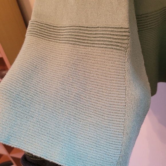 89th & Madison Sage Green Open Front Cardigan 3/4 Sleeve - M - Picture 4 of 5